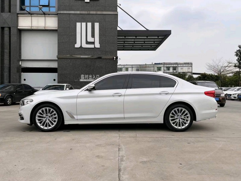 东莞19年宝马5系4