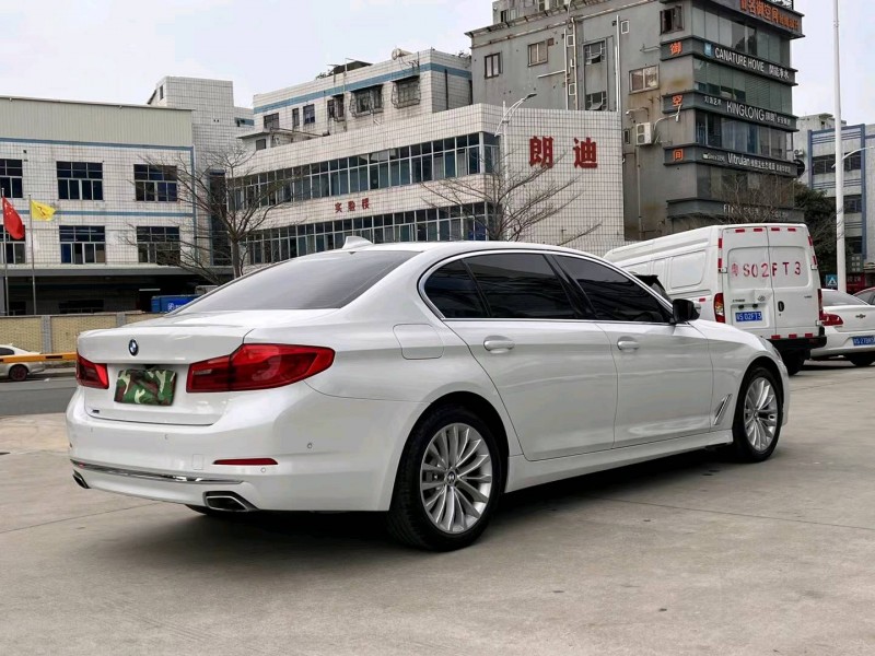 东莞19年宝马5系7