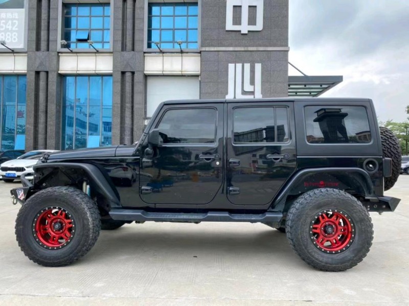 東莞17年Jeep牧馬人4