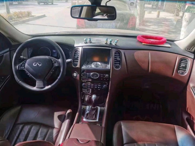 延安13年英菲尼迪QX503