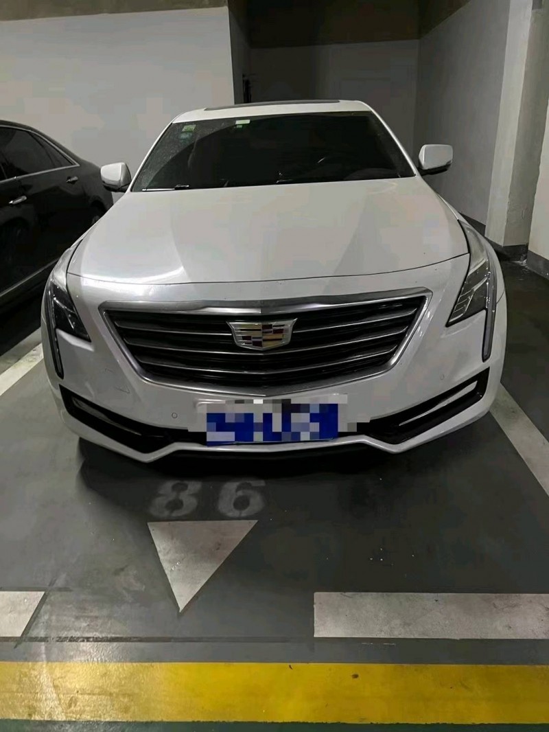 黔西南18年凱迪拉克CT61