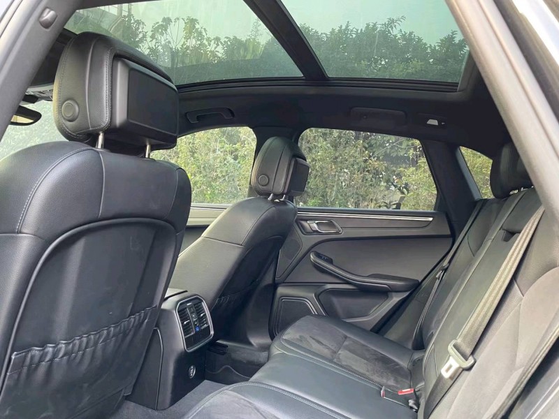 佛山18年保時捷Macan4