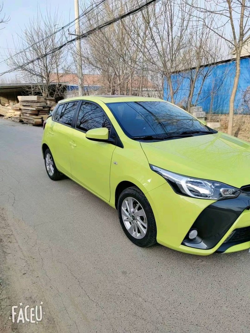 濱州17年豐田YARiS L 致炫3