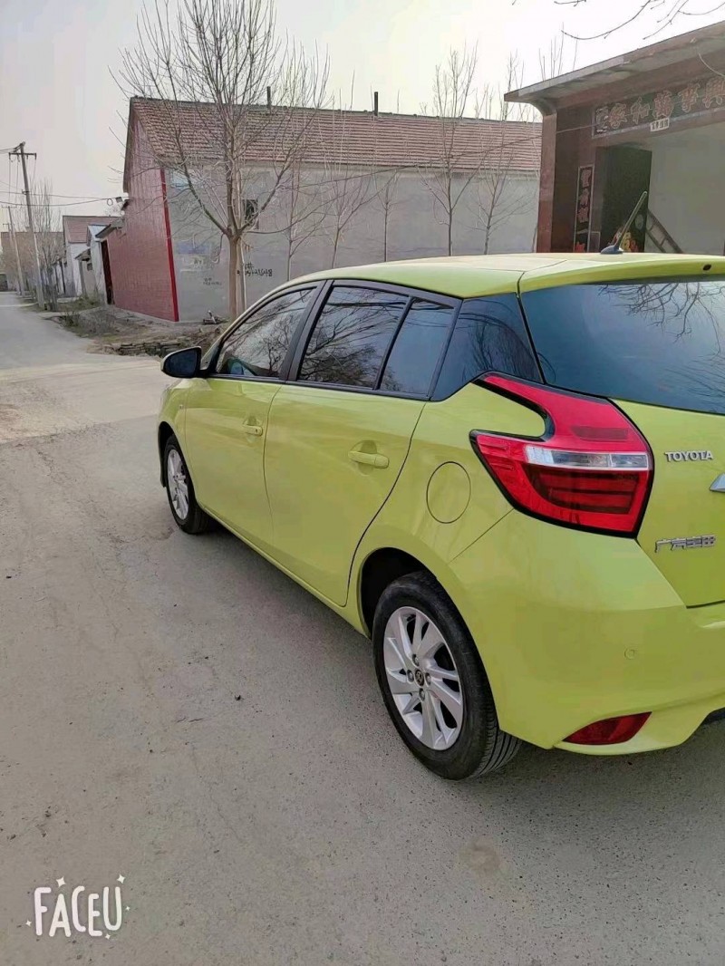 濱州17年豐田YARiS L 致炫8