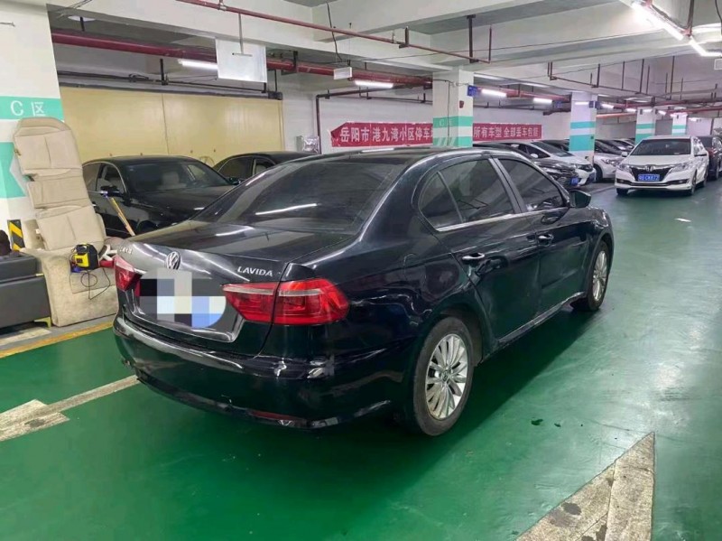 常德12年大眾朗逸6