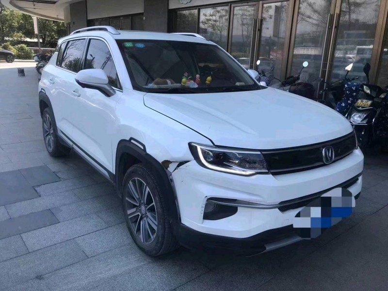 漳州19年長安汽車CS353