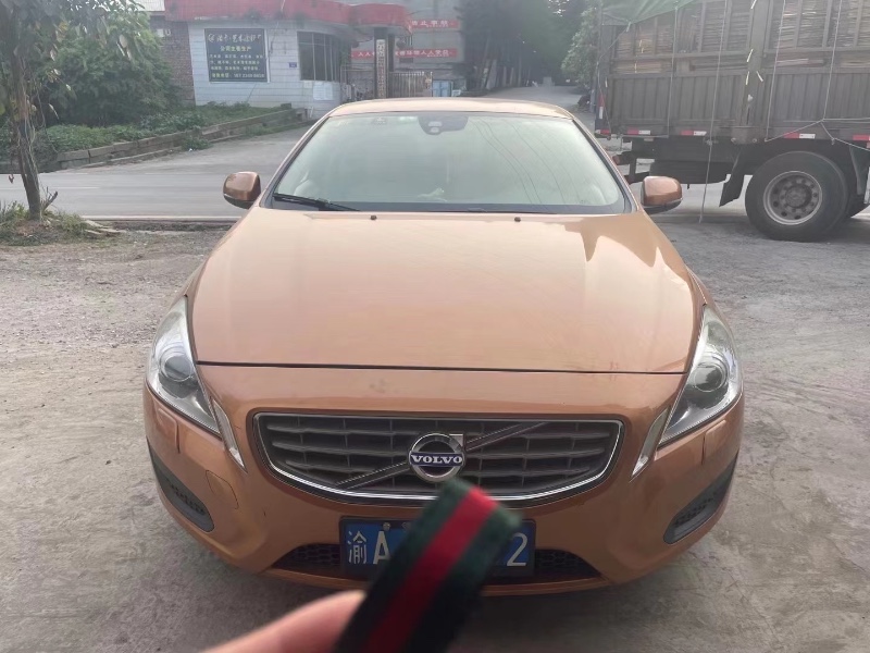 重慶12年沃爾沃S60L1