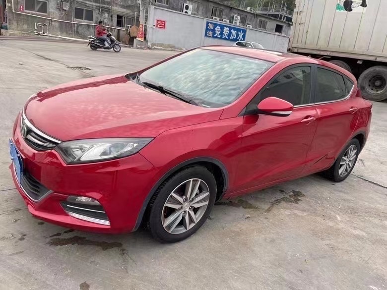 潮州19年長安汽車逸動5