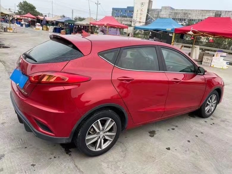 潮州19年長安汽車逸動7
