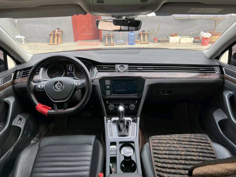 济宁18年大众迈腾4