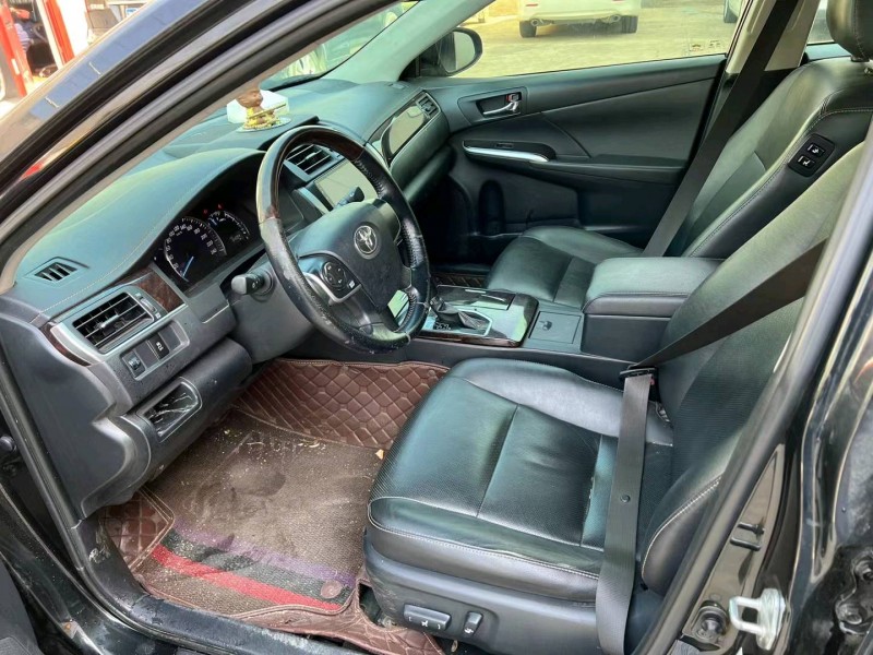 济宁16年丰田凯美瑞6