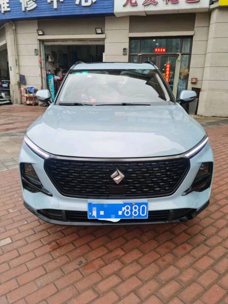呂梁20年寶駿RS37