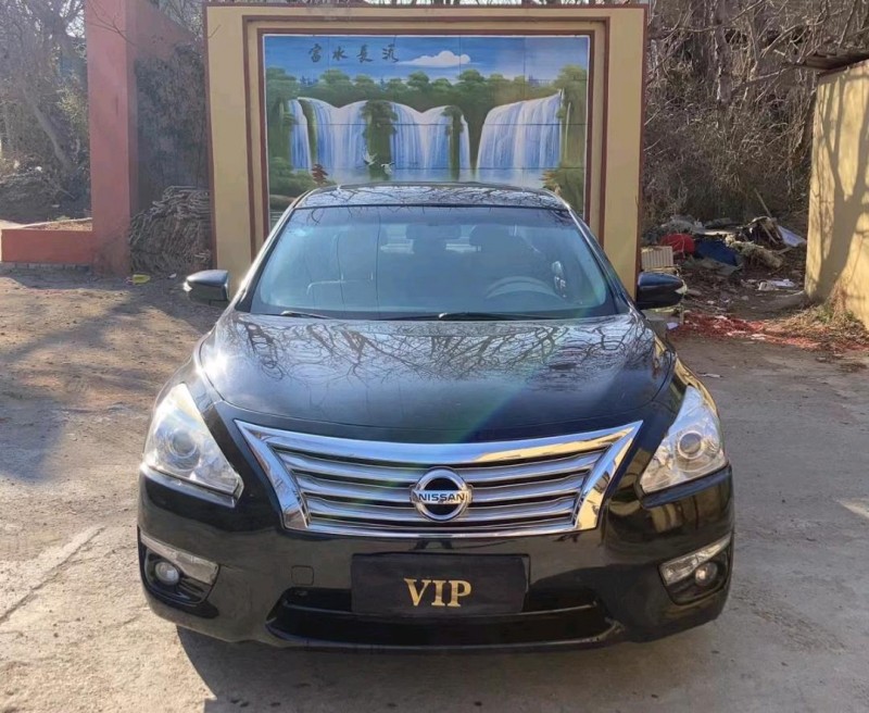 青島14年日產天籟1