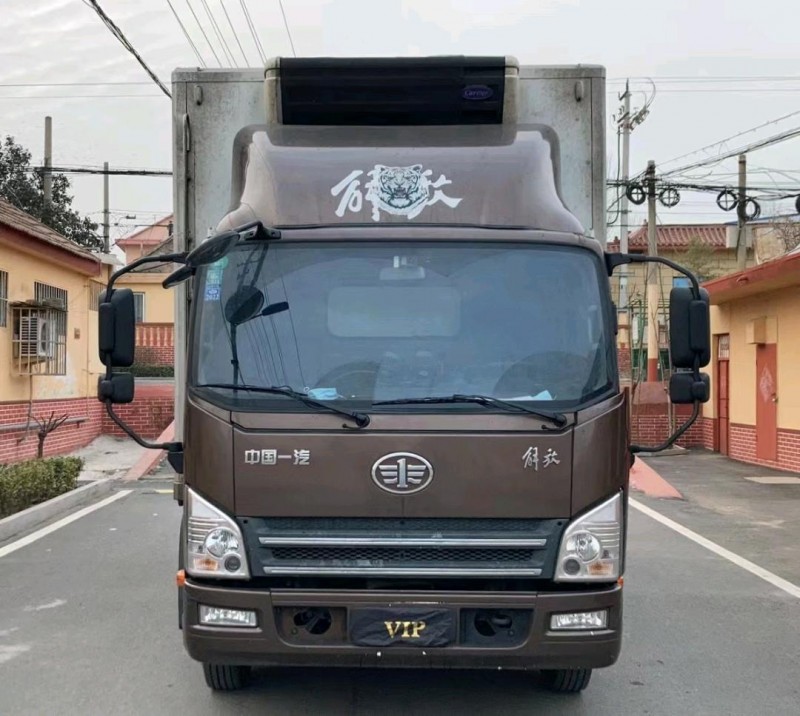青島20年解放解放卡車1