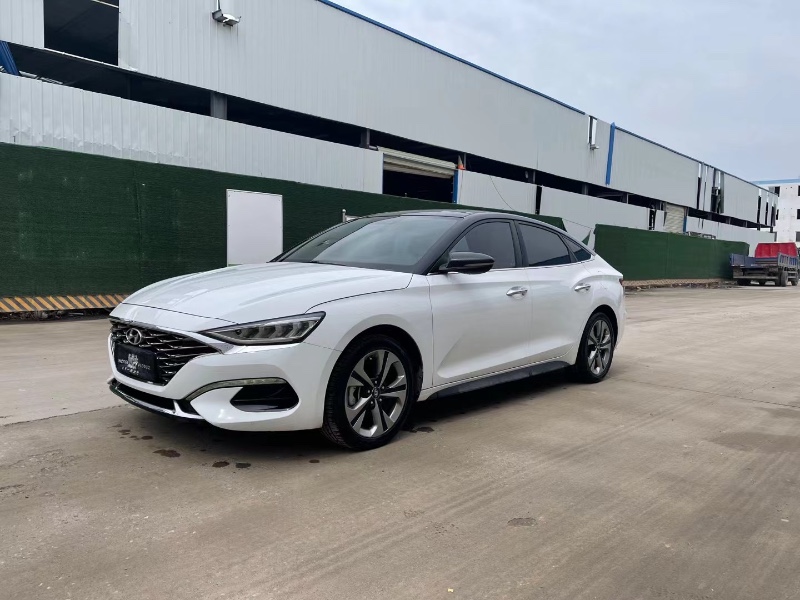 徐州19年现代菲斯塔8