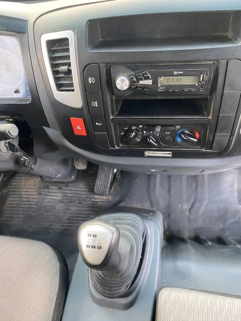 日照19年卡車系列重汽豪沃7