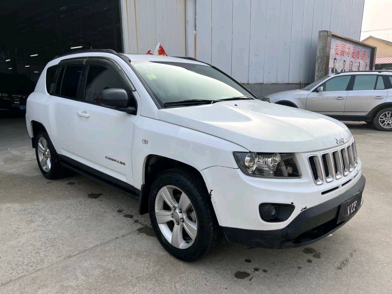 濟寧15年Jeep指南者2