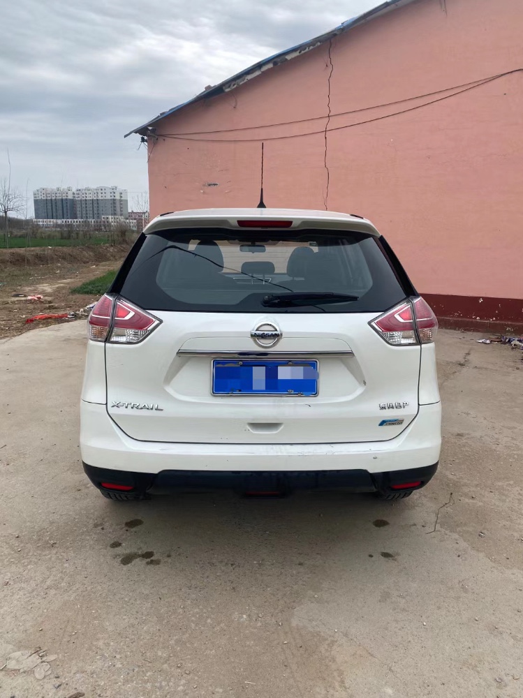 聊城15年日產奇駿3