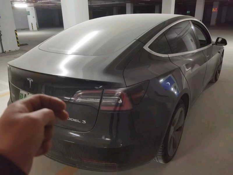 漢中20年特斯拉MODEL 34