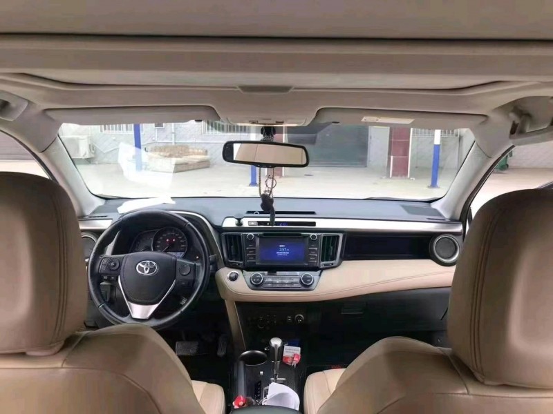 延安16年豐田RAV4榮放4