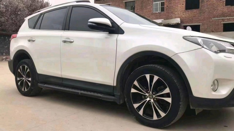 延安16年豐田RAV4榮放3