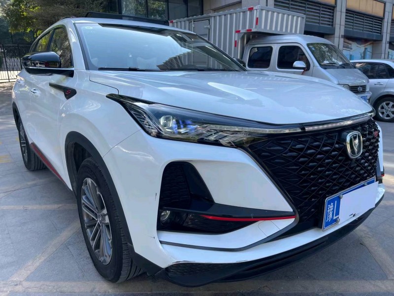 中山21年長安汽車CS754