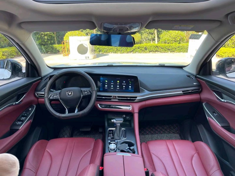 中山21年長安汽車CS758