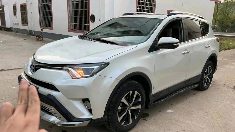 萍鄉17年豐田RAV4榮放2
