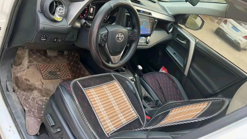 萍鄉17年豐田RAV4榮放6