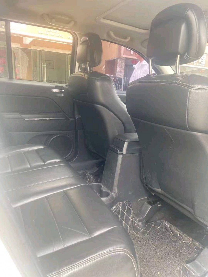 吉安12年Jeep指南者7