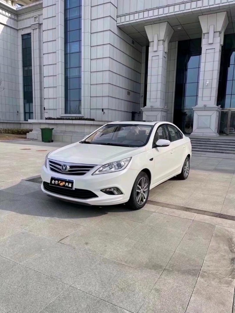 滄州16年長安汽車逸動3