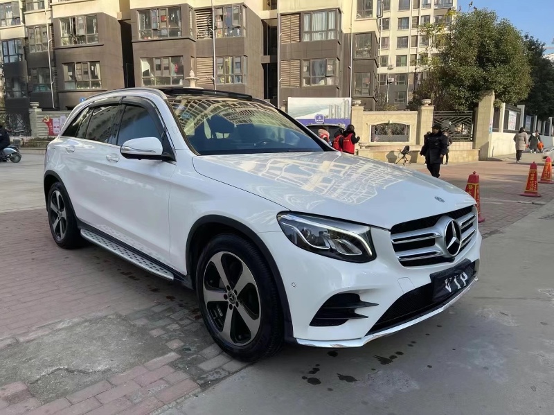 北京19年奔驰GLC8