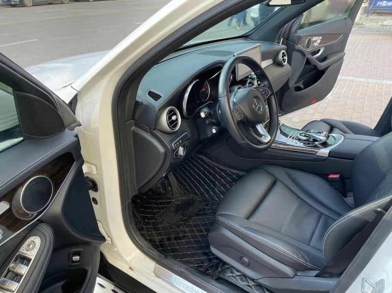 北京19年奔驰GLC5