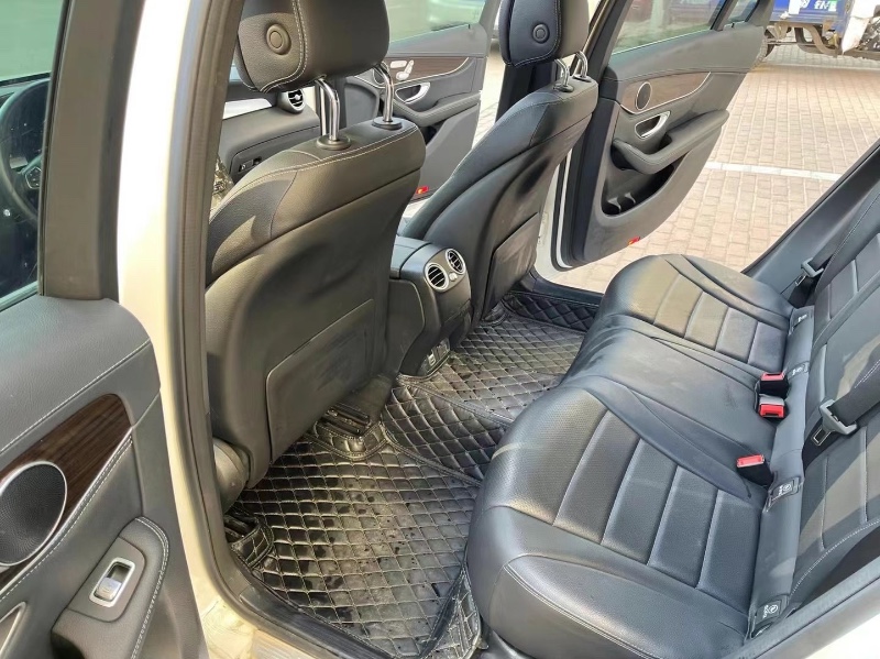 北京19年奔驰GLC3