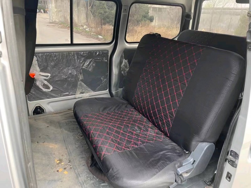呂梁20年五菱汽車宏光2