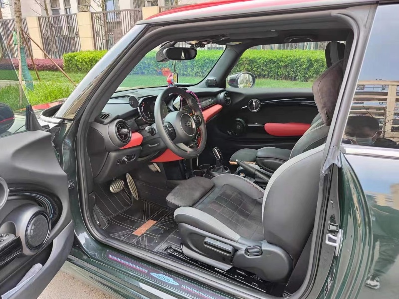 成都20年MINIJCW1