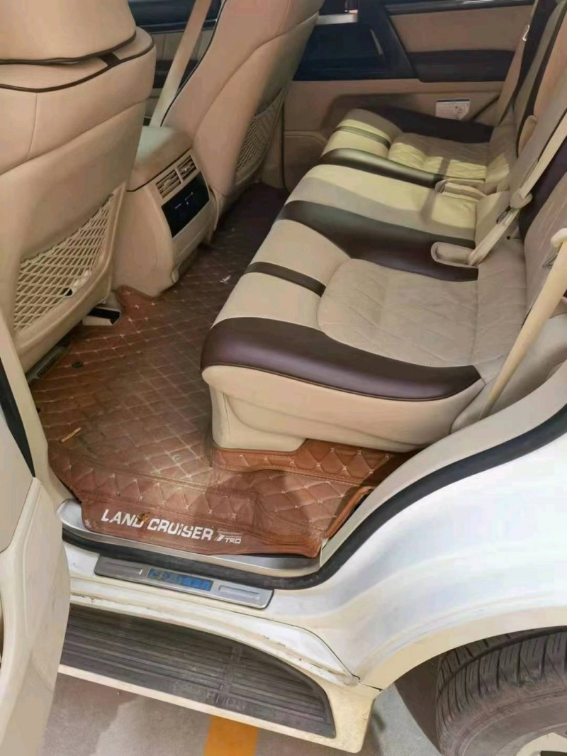 北京20年丰田兰德酷路泽5