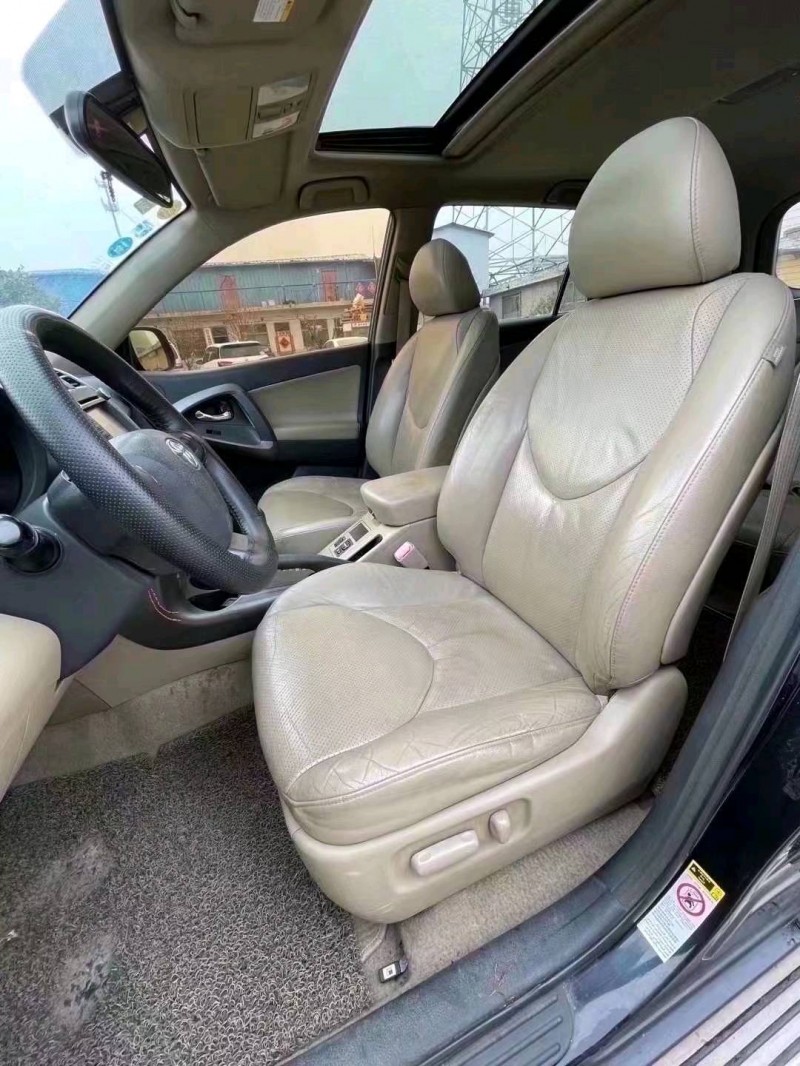嘉興12年豐田RAV47