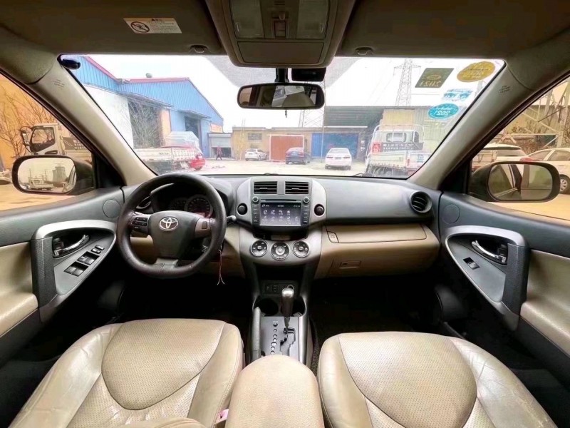 嘉興12年豐田RAV48