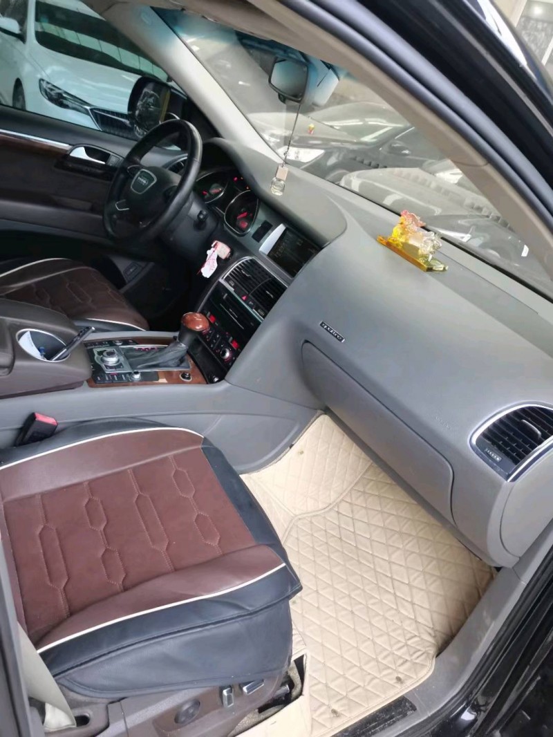 保定13年奥迪Q74