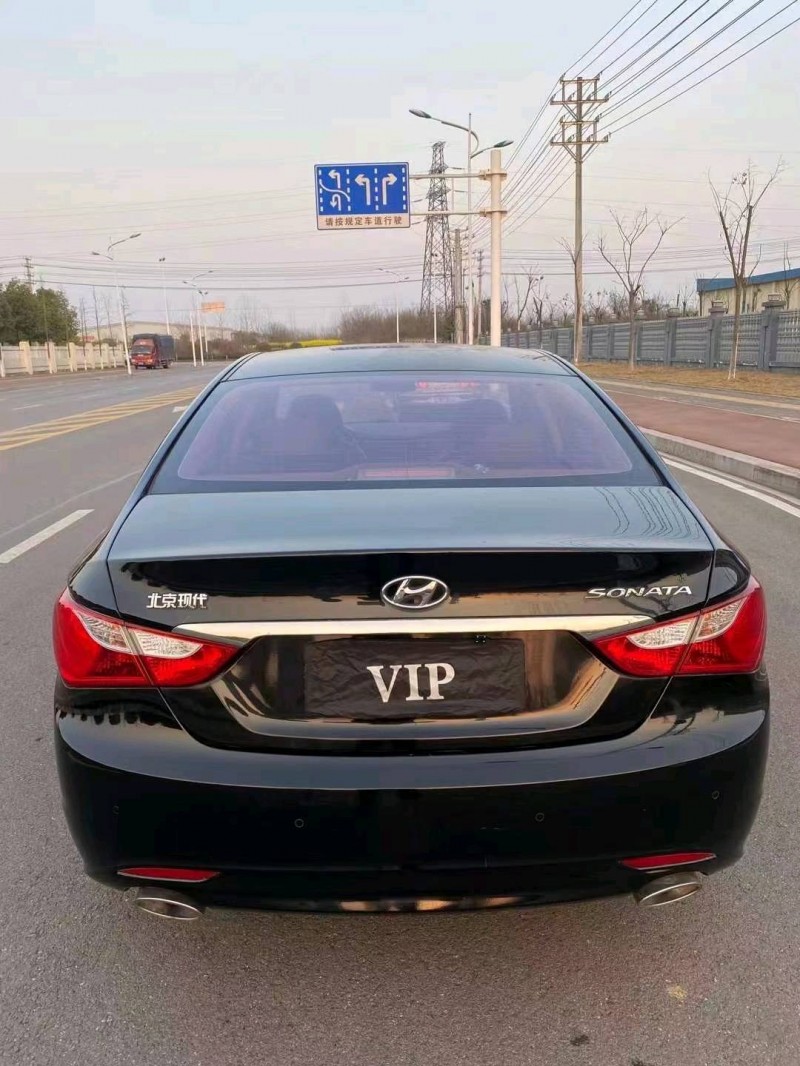 北京16年现代索纳塔八8