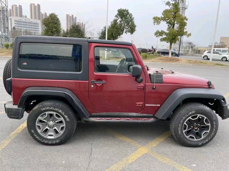 孝感13年Jeep北京JEEP4