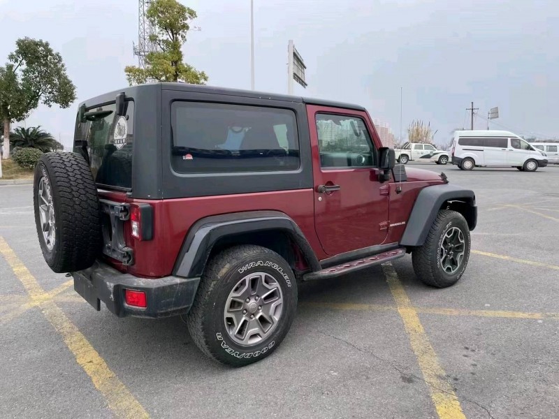 孝感13年Jeep北京JEEP5