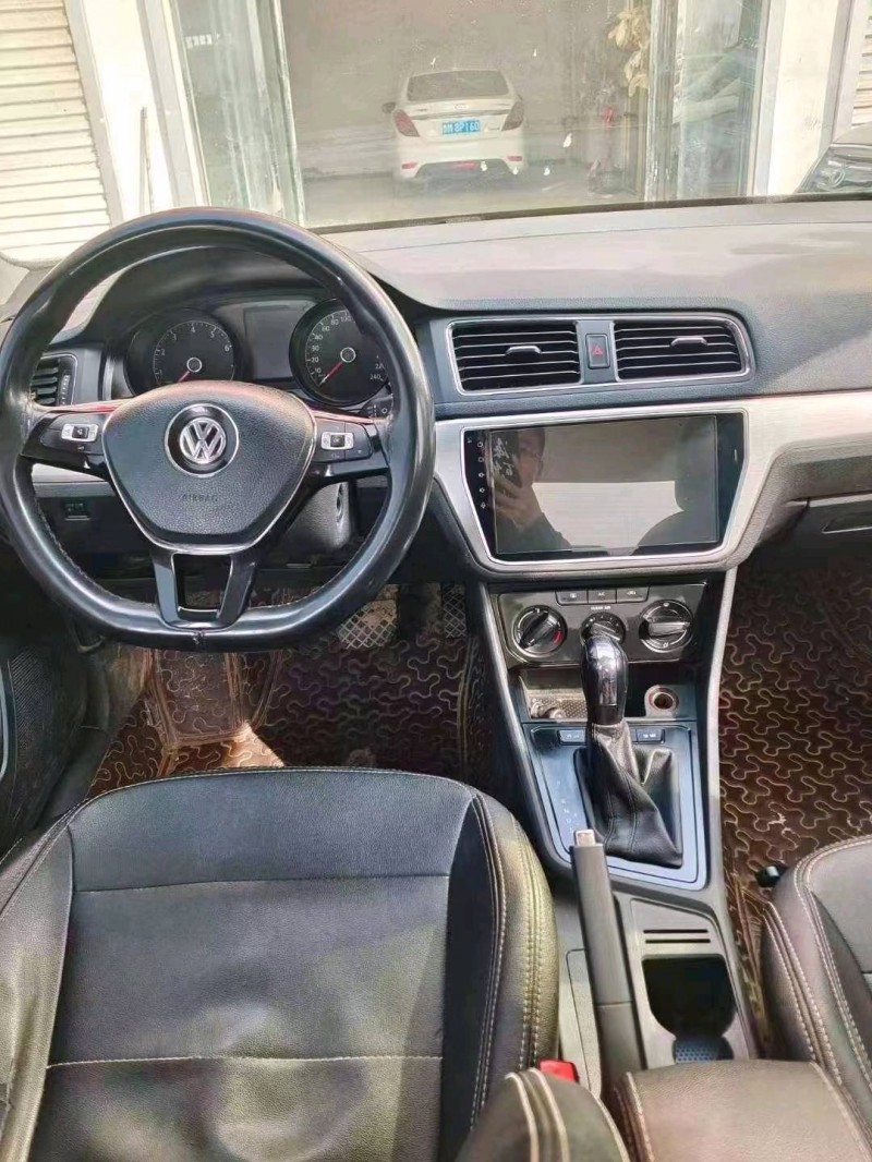 北京17年大众朗逸5