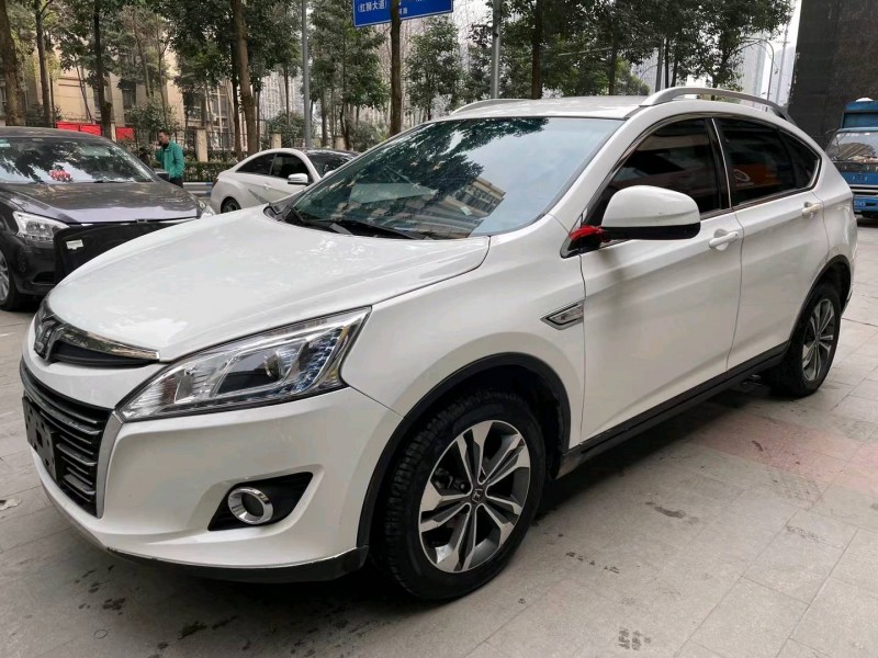重慶18年納智捷優6 SUV2