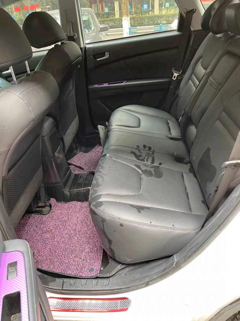 重慶18年納智捷優6 SUV6