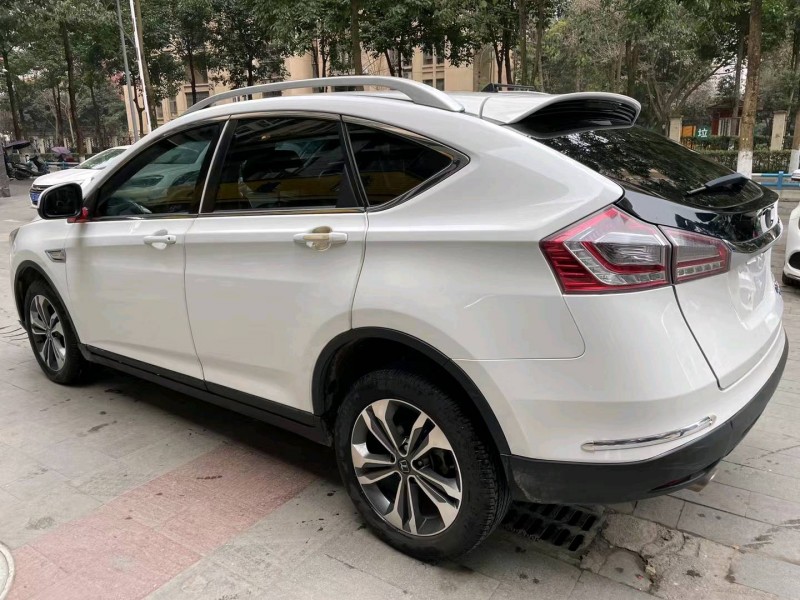 重慶18年納智捷優6 SUV7