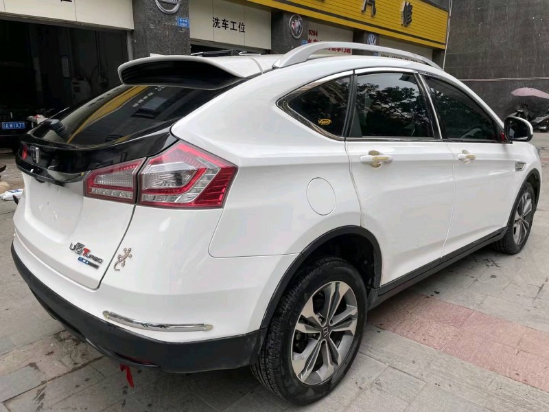 重慶18年納智捷優6 SUV8