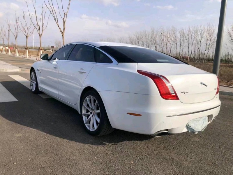 呂梁12年捷豹XJL6
