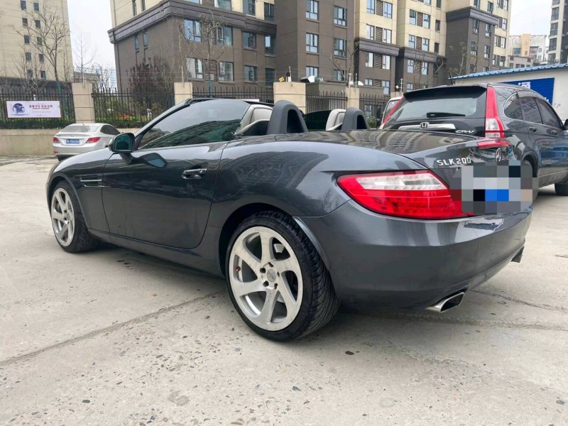 北京17年奔驰SLK6